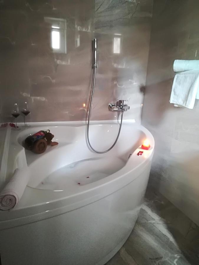 Apartment Nela Baška Voda Екстериор снимка