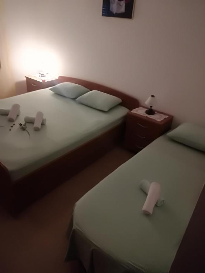 Apartment Nela Baška Voda Екстериор снимка