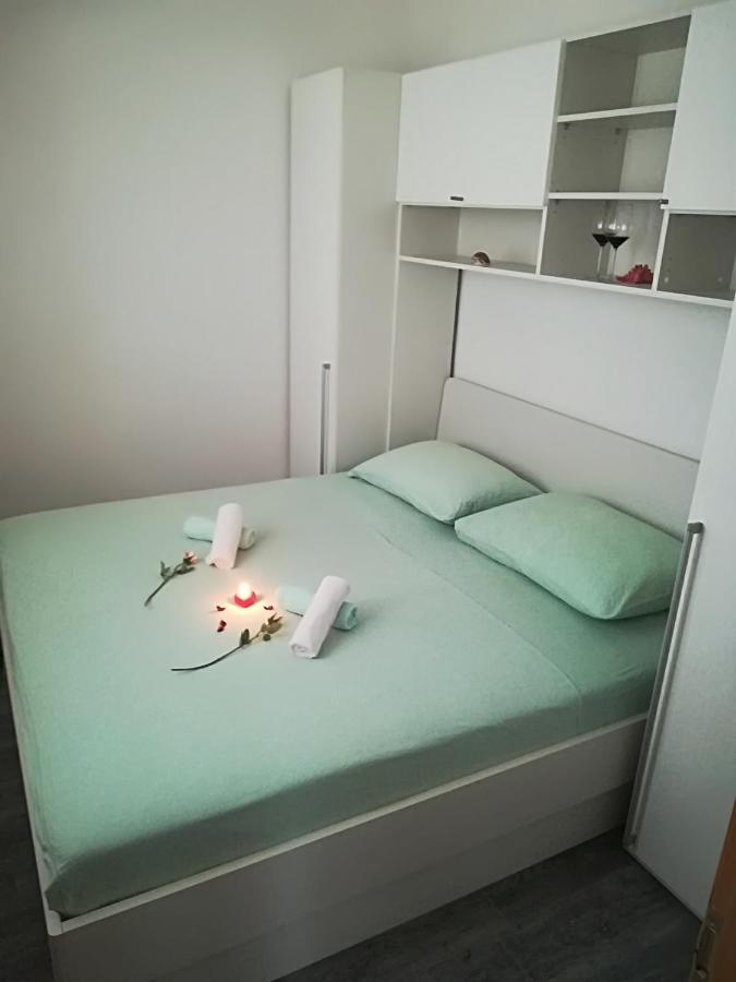 Apartment Nela Baška Voda Екстериор снимка